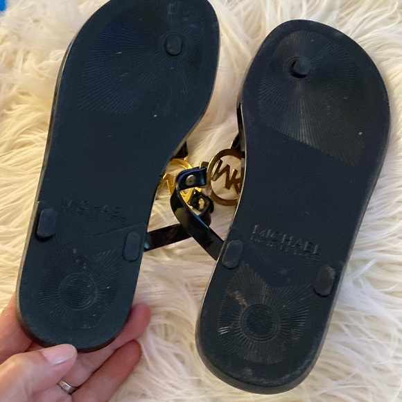 MICHAEL KORS sandals - Picture 6 of 15